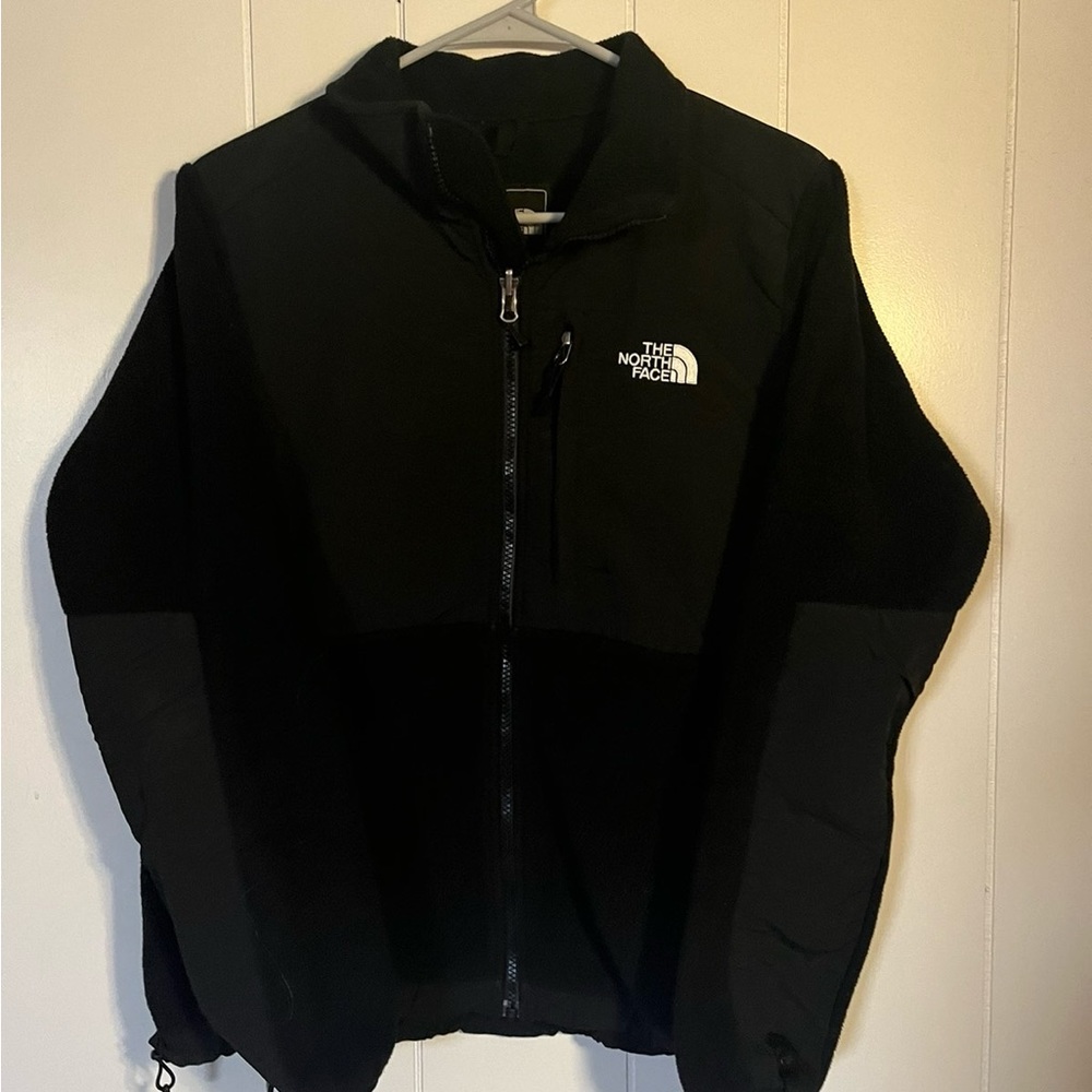 black north face jacket